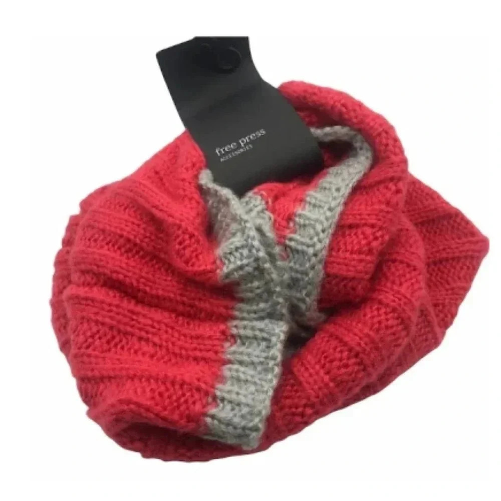 Free Press Pink knit Infinity Scarf